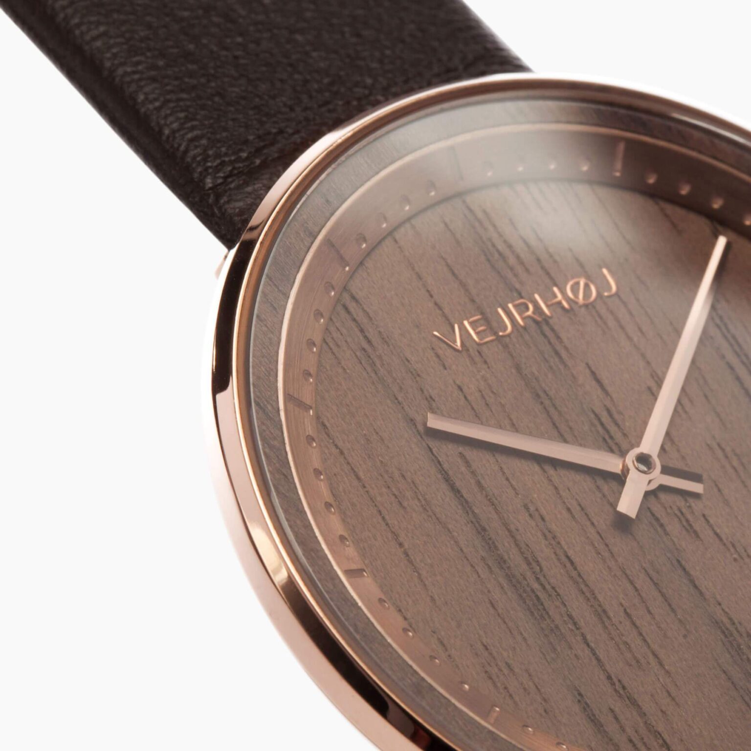 評判の木製腕時計「ヴェアホイ」をペアで！口コミ評価や値段をチェック | 恋するWATCH