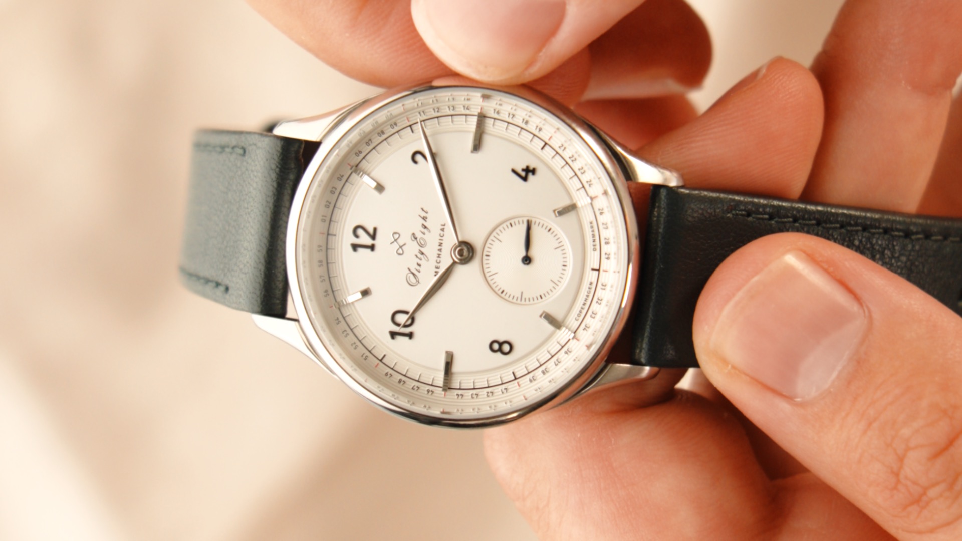 粋な手巻き腕時計が大人メンズにおすすめ！おしゃれで安いブランドは